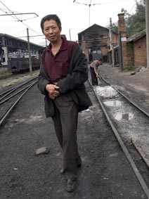 Hou Yimin's Images